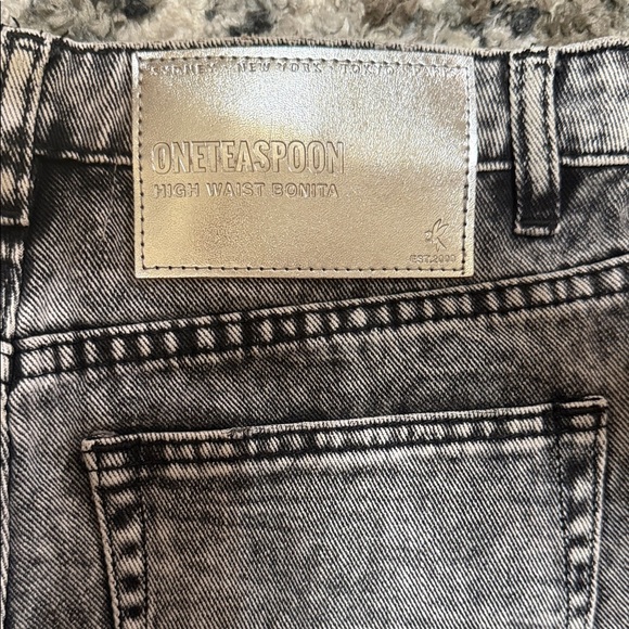 One Teaspoon Shorts Black Acid Wash Jean - Picture 4 of 15